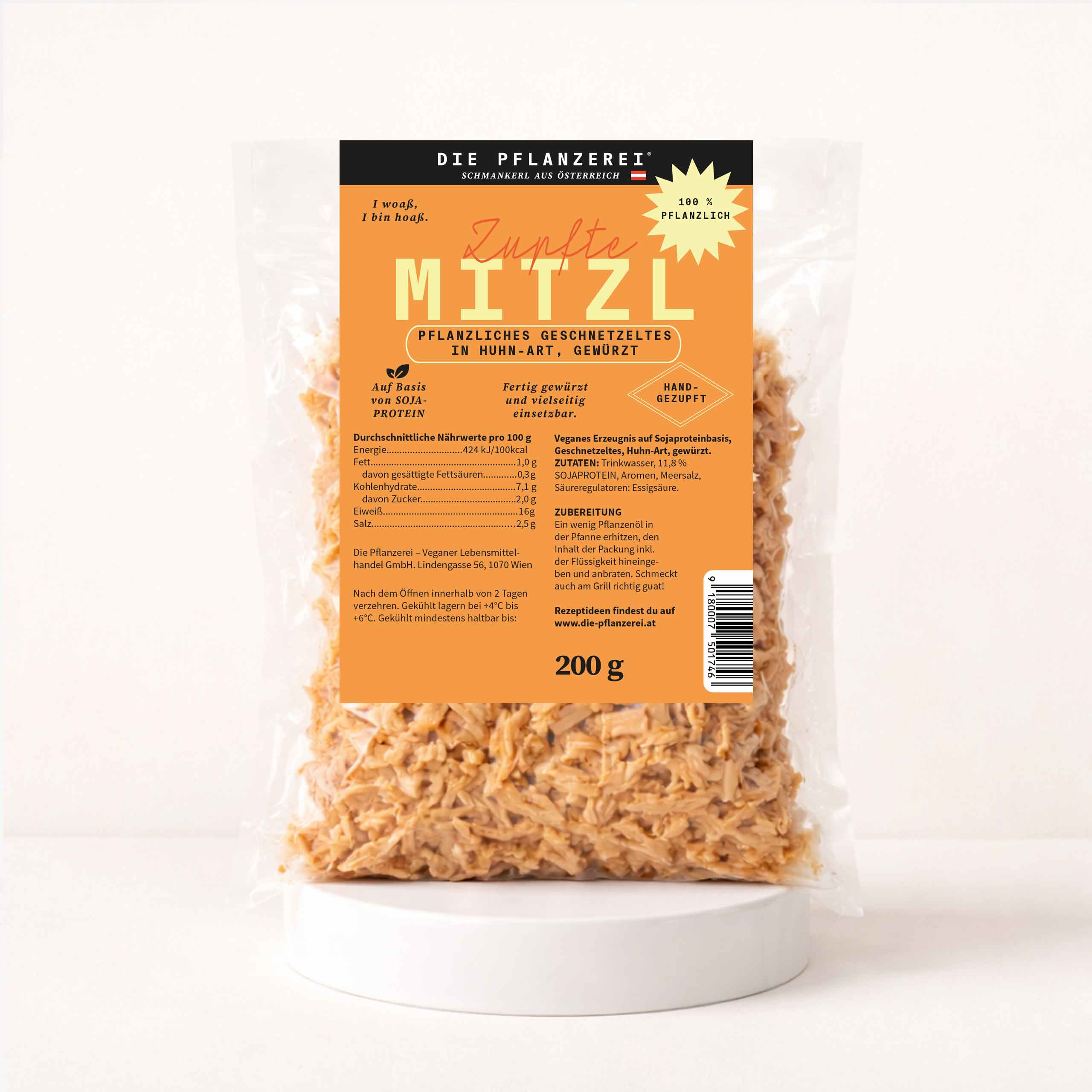 Zupfte Mitzl, vegan Geschnetzeltes, Huh-Art; Die Pflanzerei Zupfte Mitzl, vegan Geschnetzeltes, Huh-Art; Die Pflanzerei