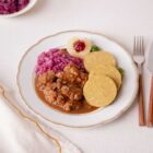 veganes-wildragout, vegane Serviettenknödel