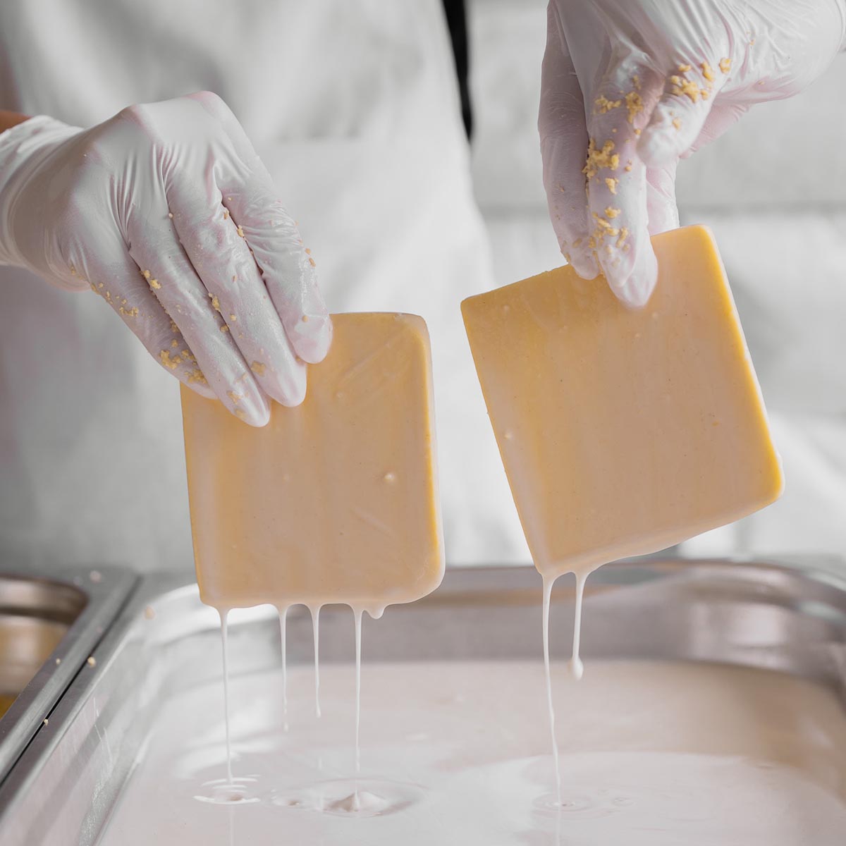 veganer Kaese panieren