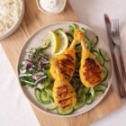 Vegane-Grillhendl-Haxen_handgemacht-Holzknochen-Haut